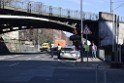 LKW blieb unter Bruecke haengen Koeln Deutz Deutz Muelheimerstr P185